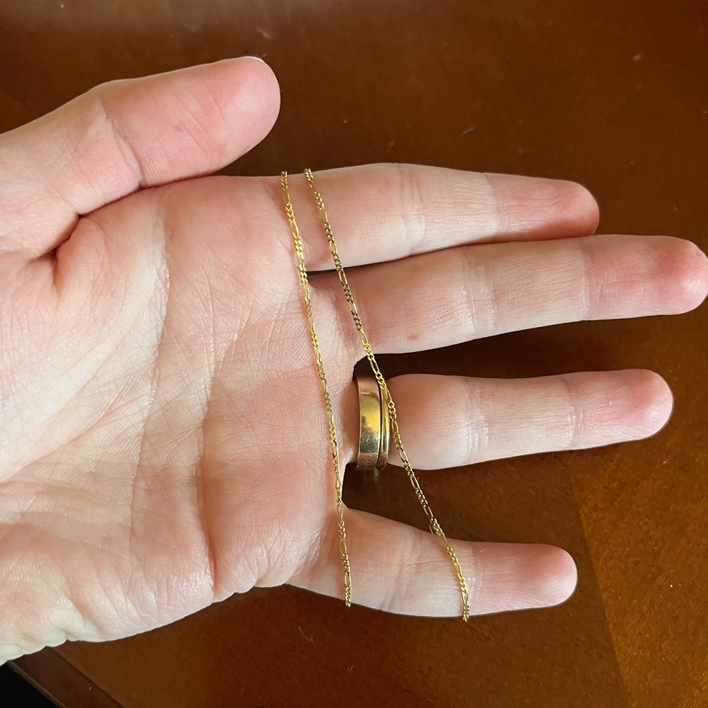 Local Eclectic Solid Gold Figaro Chain Necklace - image 7